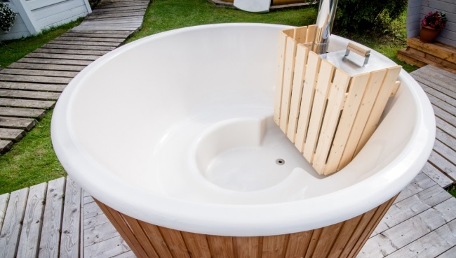 Ø 1.8 M Fiberglass Hot Tub With Inside Heater “Relax”